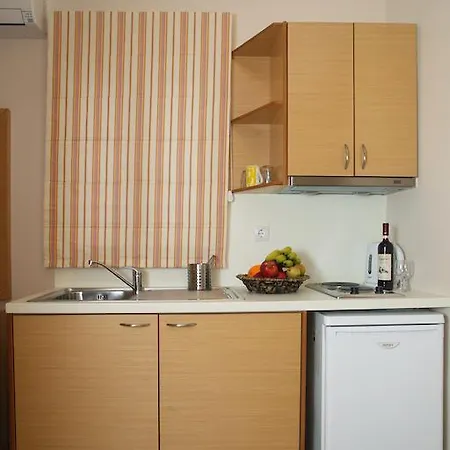 Pantazis Guest house 3*